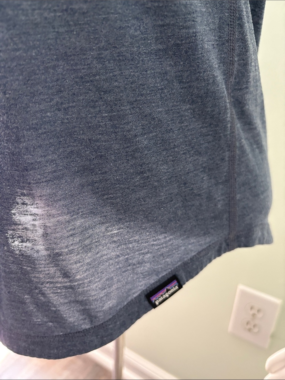 Patagonia Capilene Cool Tee Blue Small - Picture 3 of 7